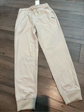 Boys Puma Pants Size M